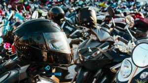 Motorcycle Helmet Sizing Guide (With Pictures and Charts)